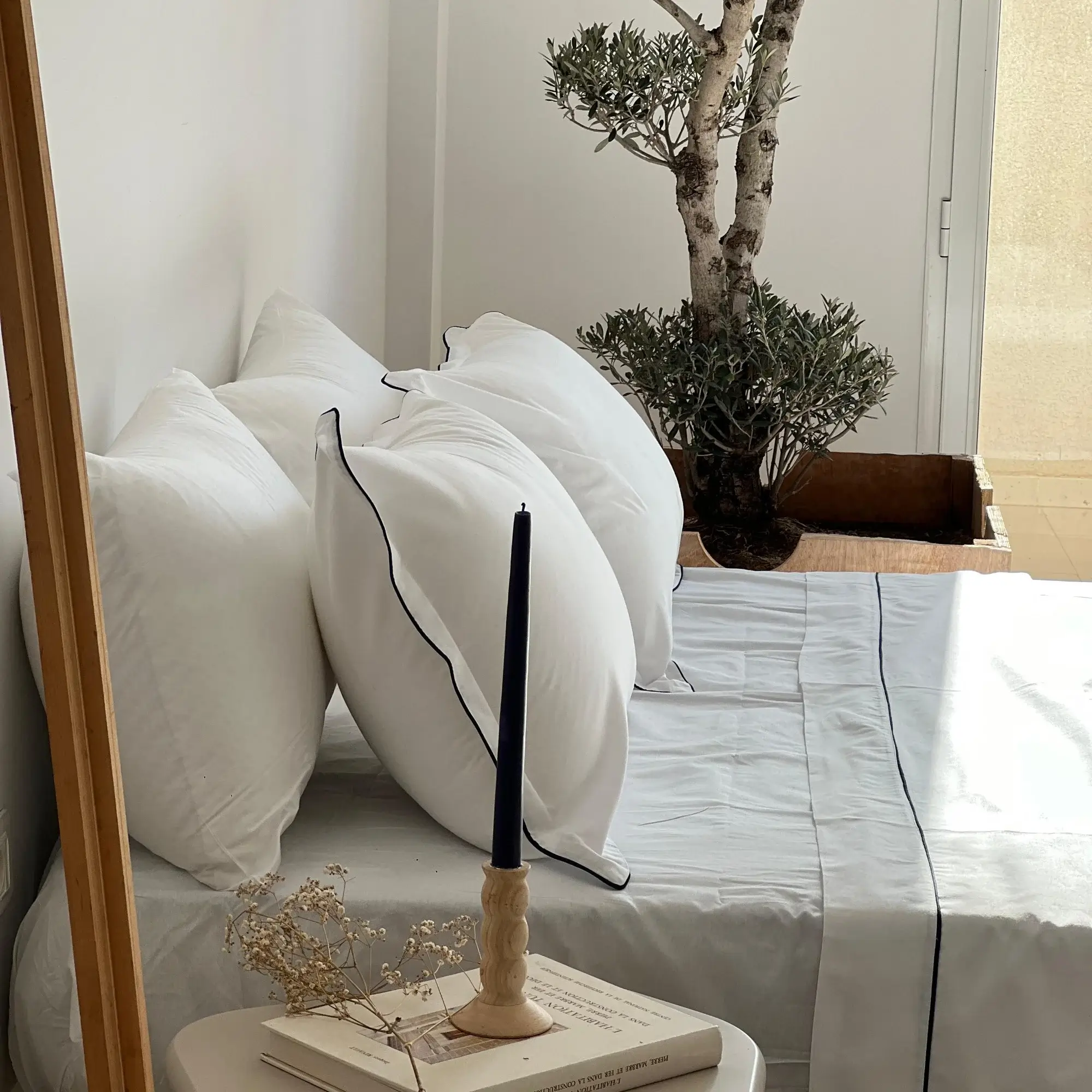 Parure de lit 100% coton Blanc Avec fil Bleu – Image 3