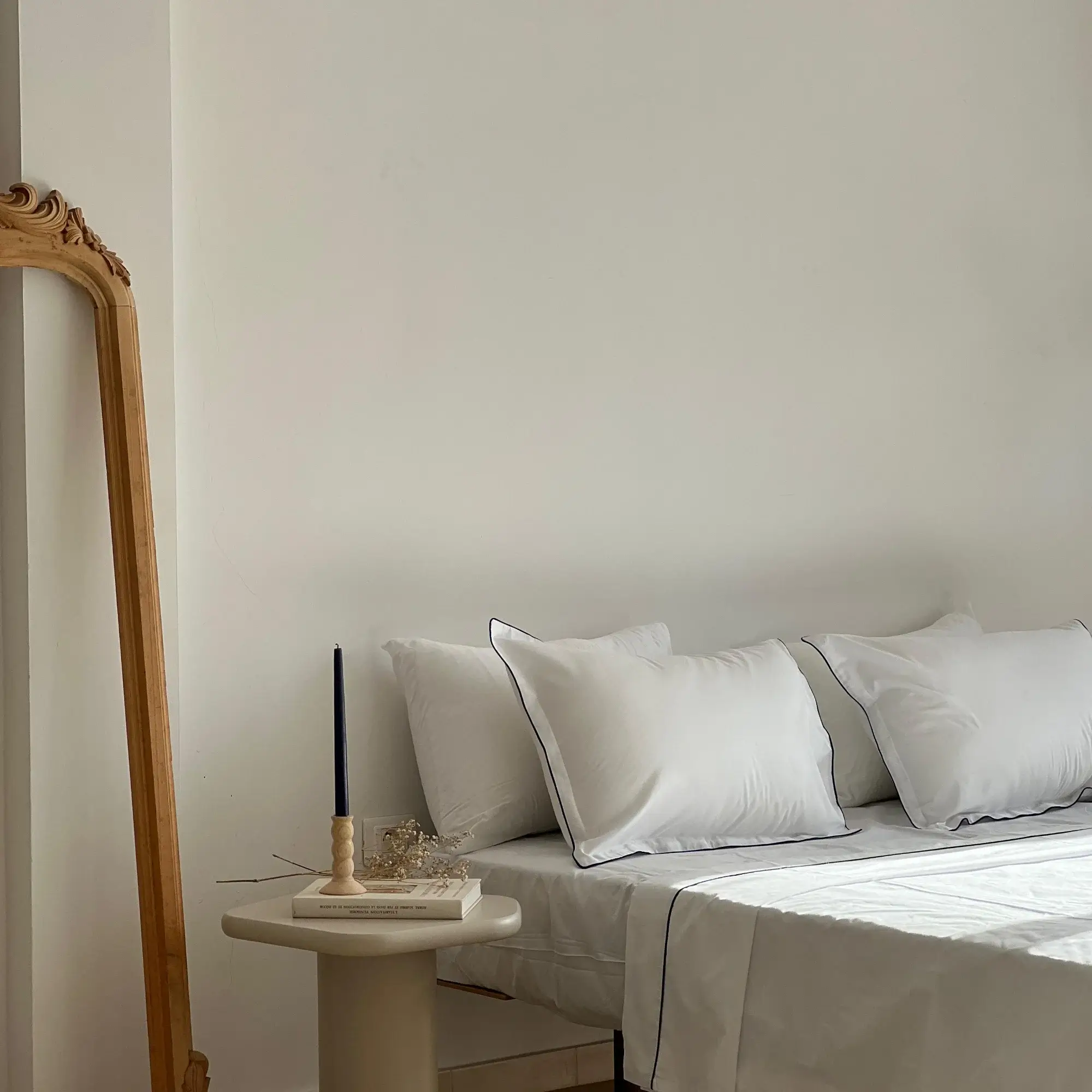Parure de lit 100% coton Blanc Avec fil Bleu – Image 4
